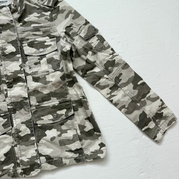 Kensie Jeans Camo Utility Zip Up Jacket Cargo Pockets, Size Medium - Picture 3 of 7